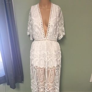 Promesa White lace dress size large